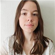 Diplômée d'un Master en Histoire et d'une Licence en Histoire de l'art